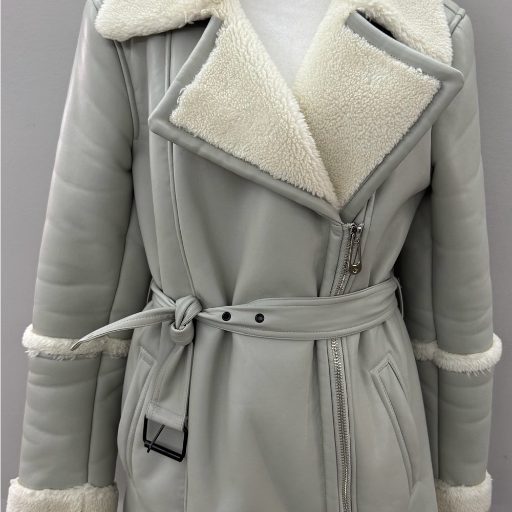Women's Shearling Lined Gray Jacket - image 4